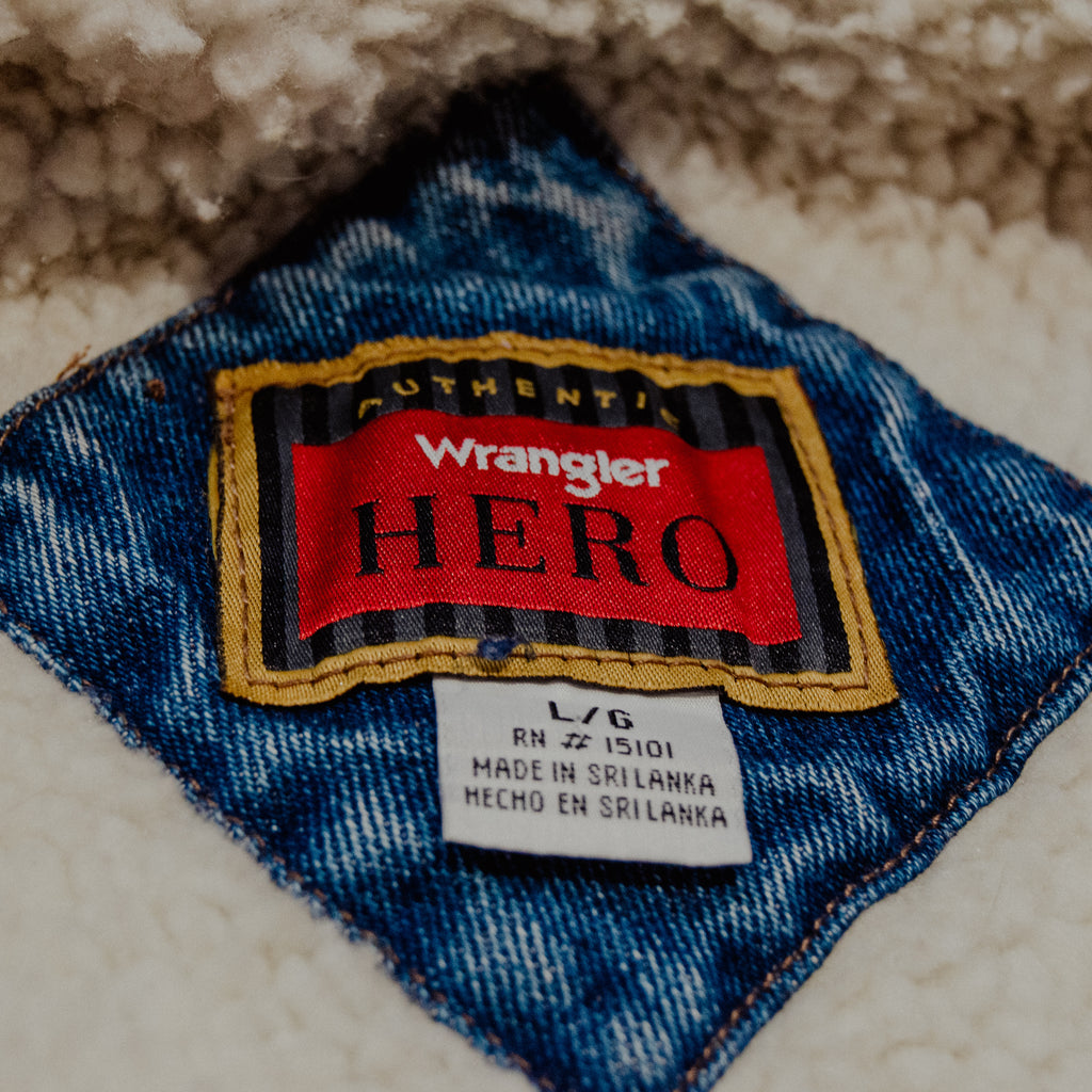 Vintage 90s Wrangler HERO Denim Sherpa Lined Jacket - Corduroy Collar - Size Large - Trucker Coa