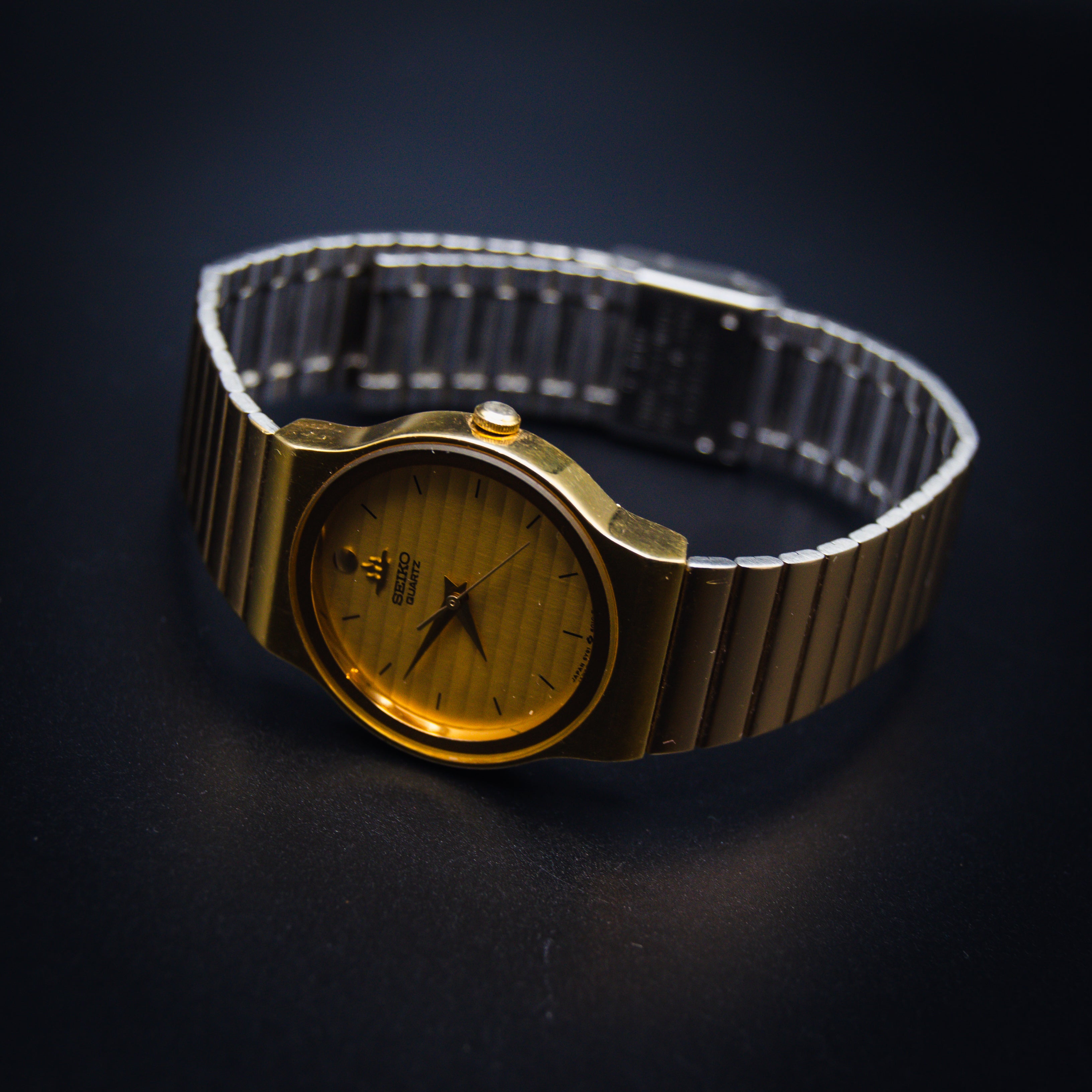 Vintage Seiko Galaxy 5Y91-6010 - Suwa Factory - Piaget Style Tapestry Dial - Genta Integrated Bracelet