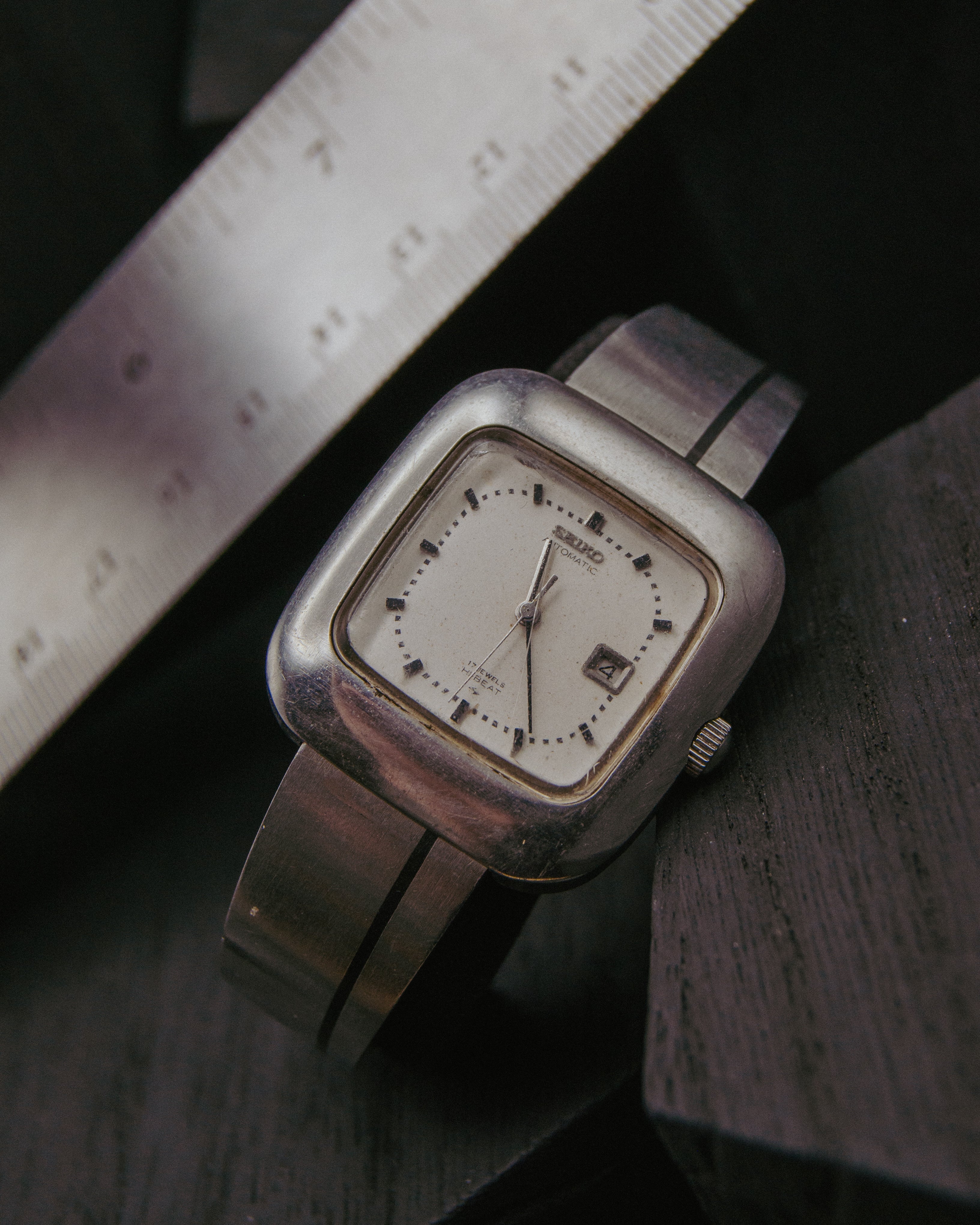 Vintage 1970s Seiko Ladies Automatic Watch - Hi-Beat 2205 - TV Dial - Stainless Steel Cuff Bracelet