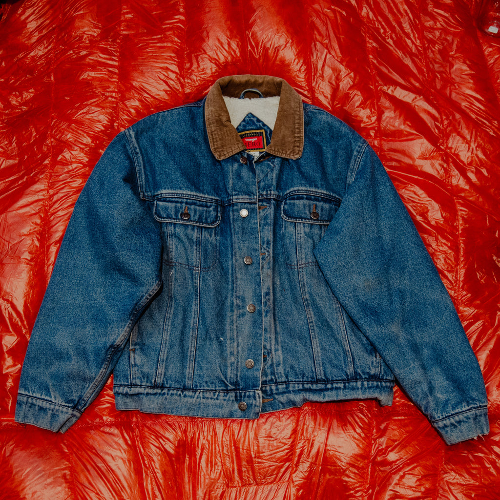 Vintage 90s Wrangler HERO Denim Sherpa Lined Jacket - Corduroy Collar - Size Large - Trucker Coa