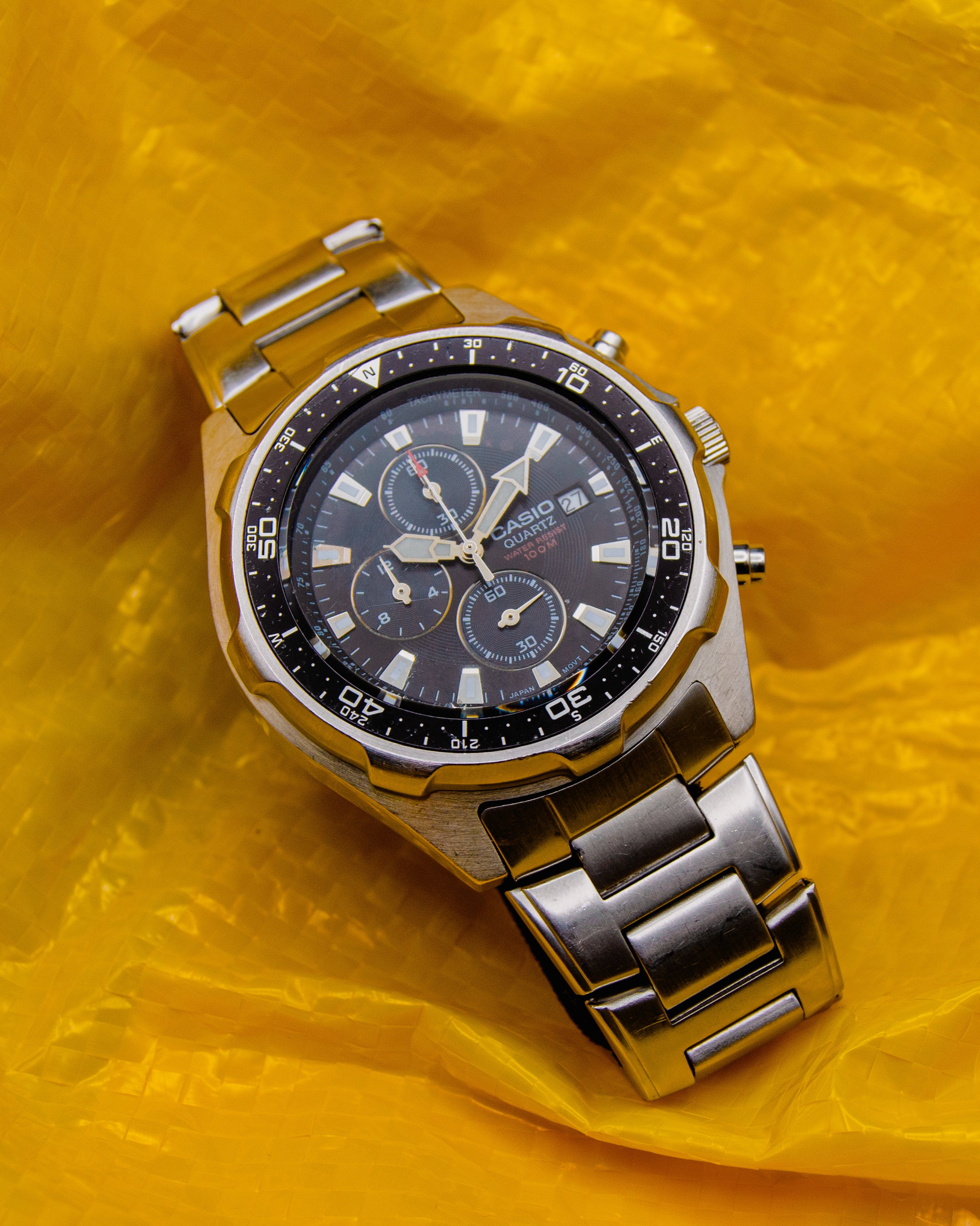 1990s Casio AMW-330 Chronograph - Compass Bezel - 100M Diver Style - Black Dial