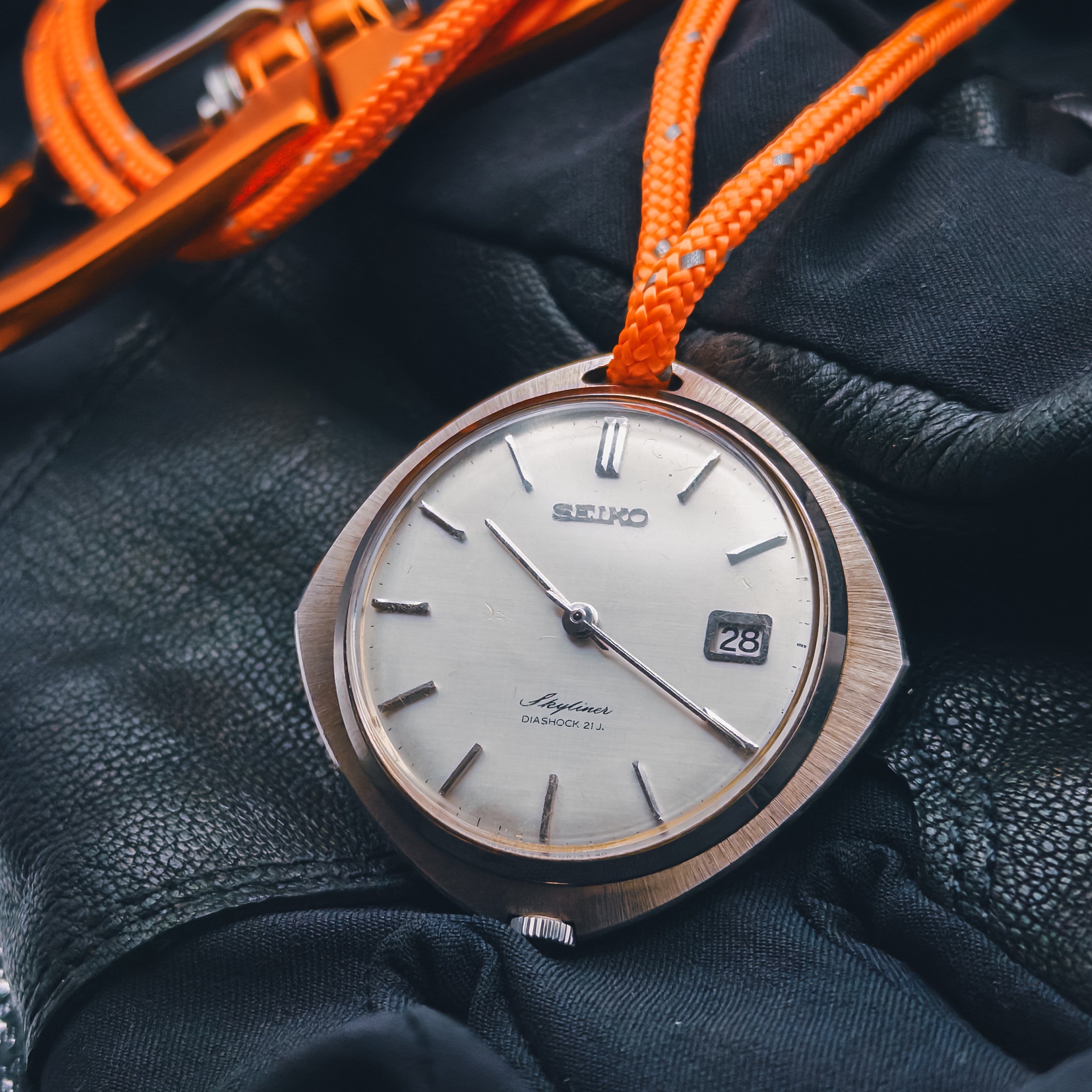Vintage Seiko Skyliner Pocket Watch - Minimalist "Two-Hand" Mod - Diashock 21J - Custom Paracord Lanyard